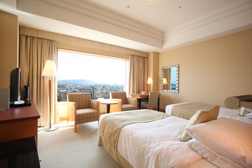 เจอาร์ โฮเต็ล เคลเมนต์ ทากามัทสึ Hotel ทากามัตสึ ภายนอก รูปภาพ